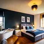 Nyaraló The Old Vicarage Irton