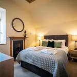 Nyaraló The Old Vicarage Irton